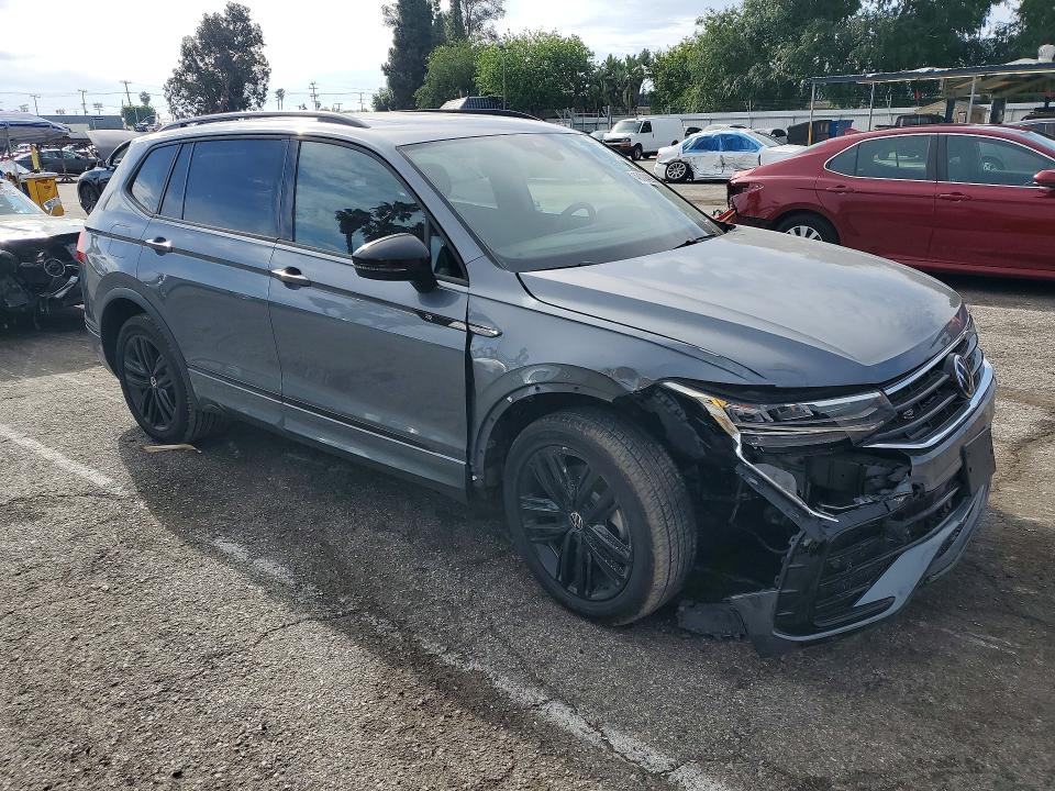 Продажа на аукционе авто 2022 Volkswagen Tiguan, vin: 3VVCB7AX7NM053277, номер лота: 48004296