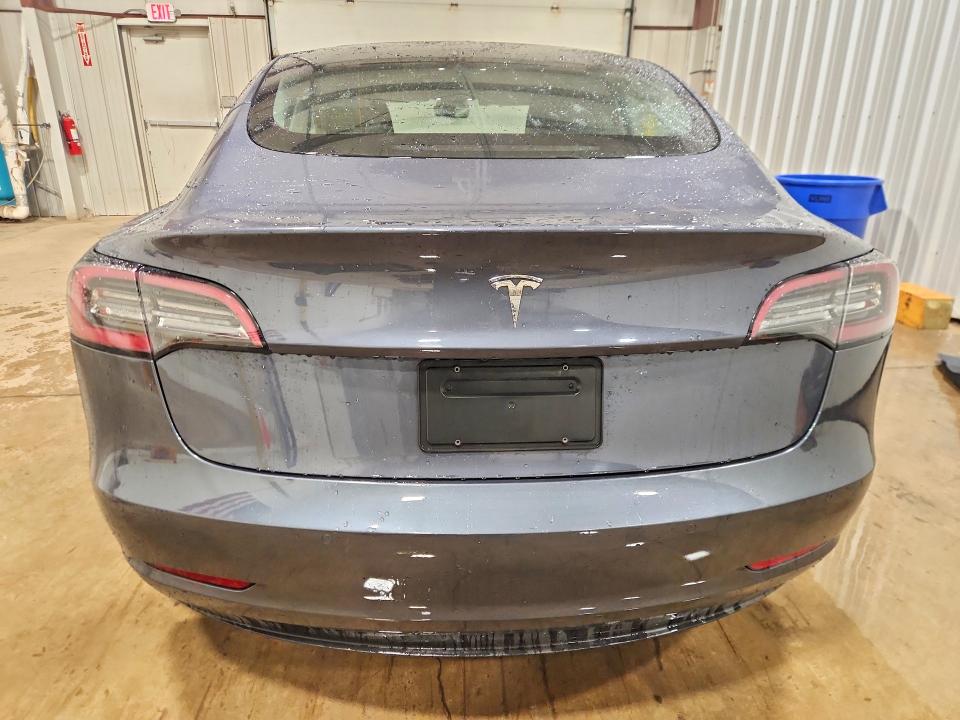 50943796 :رقم المزاد ، 5YJ3E1EA4NF370317 vin ، 2022 Tesla Model 3 مزاد بيع