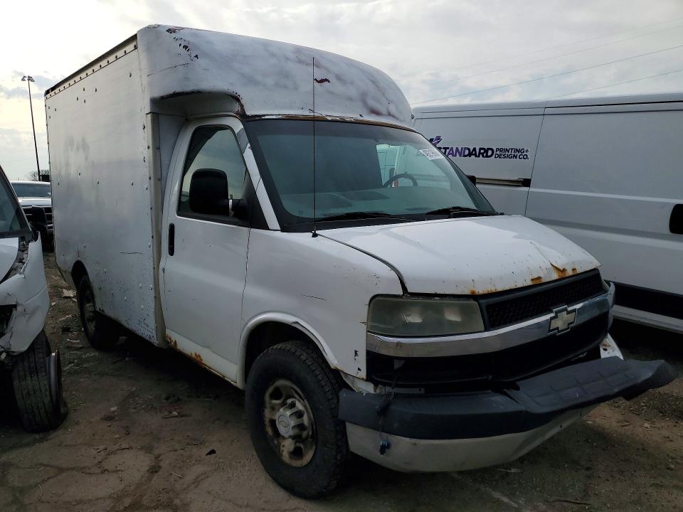 49219606 :رقم المزاد ، 1GBHG31UX51261093 vin ، 2005 Chevrolet Express مزاد بيع