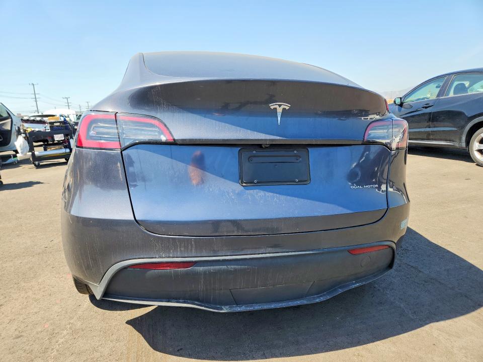 Продажа на аукционе авто 2023 Tesla Model Y, vin: 7SAYGAEE7PF883540, номер лота: 48781686