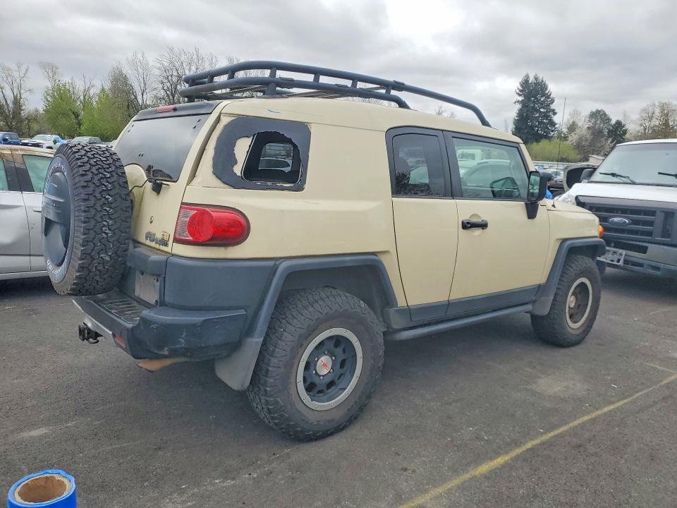 49093986 :رقم المزاد ، JTEBU4BF5AK095288 vin ، 2010 Toyota Fj Cruiser مزاد بيع
