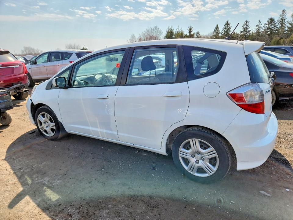 Продаж на аукціоні авто 2014 Honda Fit, vin: LUCGE8H56E3003436, номер лоту: 79920945