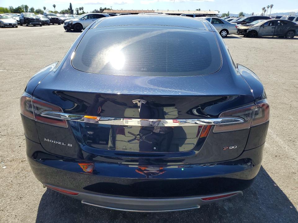 51179126 :رقم المزاد ، 5YJSA1CP1DFP09872 vin ، 2013 Tesla Model S مزاد بيع