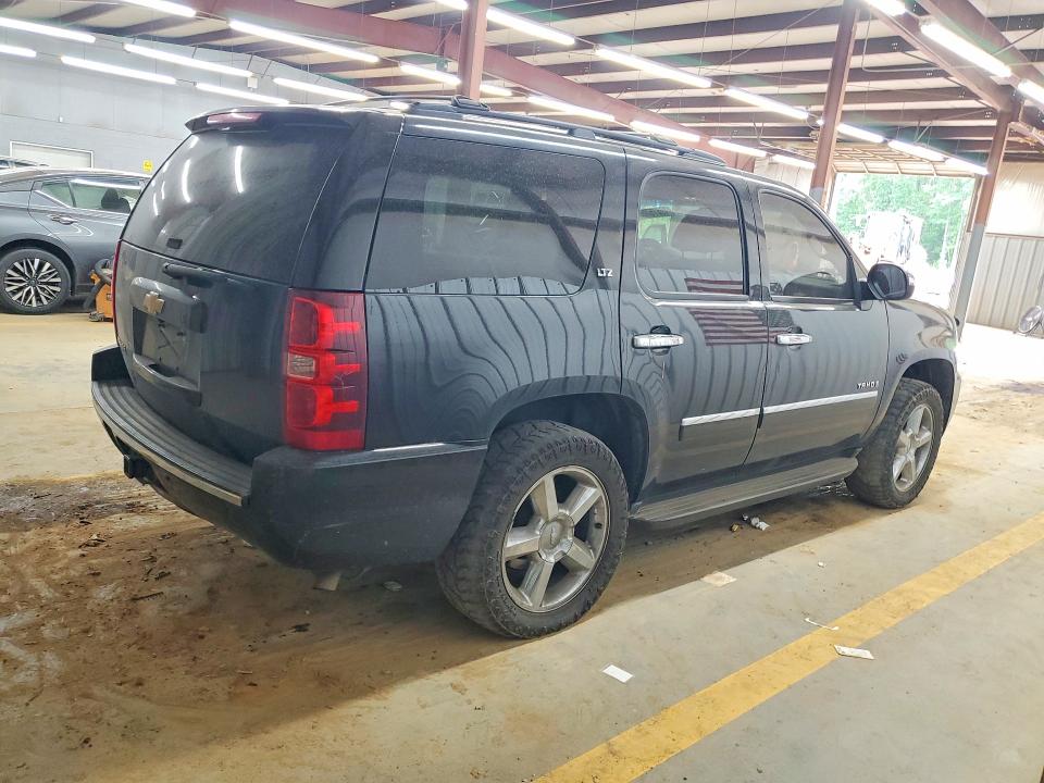 2013 Chevrolet Tahoe მანქანა იყიდება აუქციონზე, vin: 1GNSKCE02DR150987, აუქციონის ნომერი: 49875726