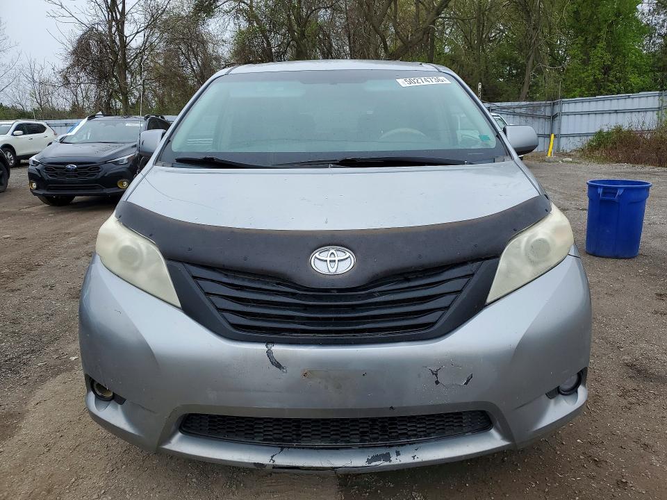 Продаж на аукціоні авто 2011 Toyota Sienna, vin: 5TDZK3DC4BS028598, номер лоту: 50274736