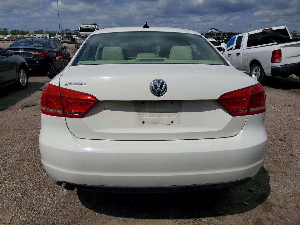 49122376 :رقم المزاد ، 1VWAP7A33DC135749 vin ، 2013 Volkswagen Passat مزاد بيع