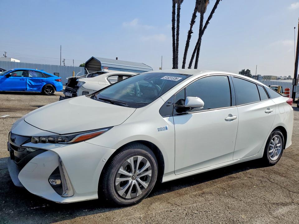 Продажа на аукционе авто 2020 Toyota Prius Prime, vin: JTDKARFP9L3149072, номер лота: 51831336
