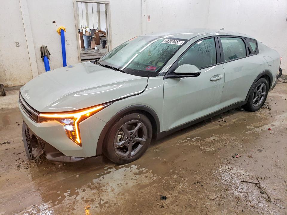 Продаж на аукціоні авто 2025 Kia K4, vin: 3KPFT4DE5SE008829, номер лоту: 51680556