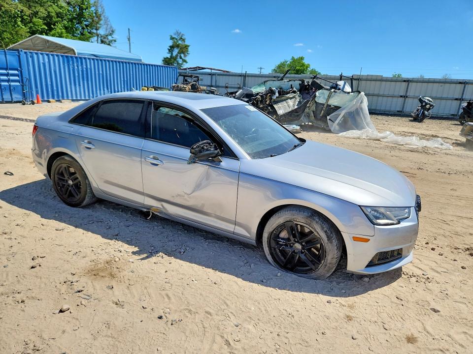 Продажа на аукционе авто 2017 Audi A4, vin: WAUANAF43HN029705, номер лота: 49724716