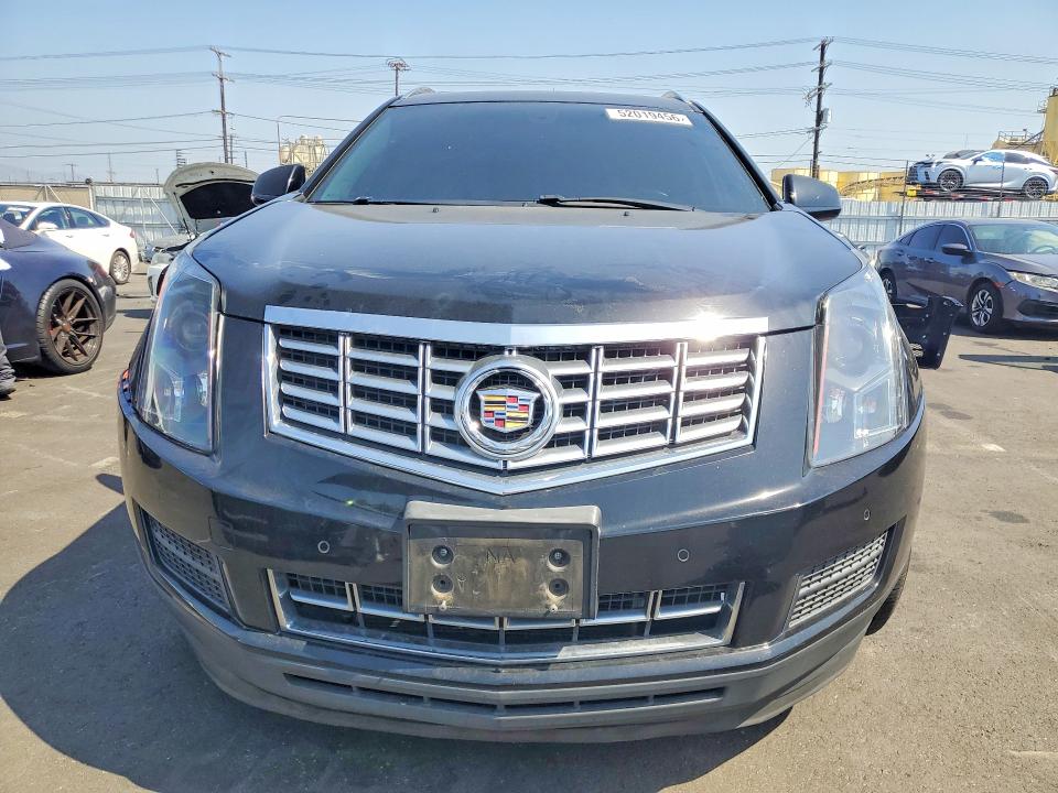 52019456 :رقم المزاد ، 3GYFNBE33GS532575 vin ، 2016 Cadillac Srx مزاد بيع