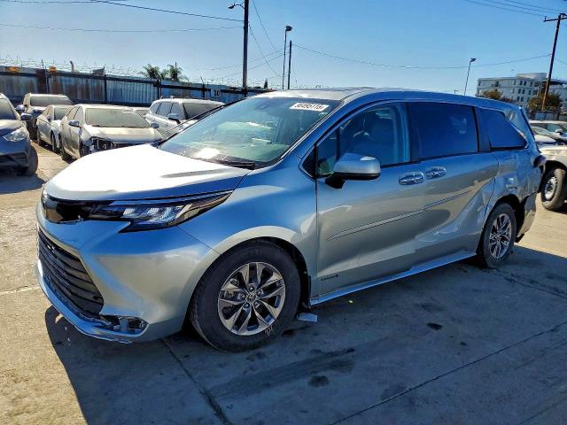 Продажа на аукционе авто 2021 Toyota Sienna, vin: 5TDYRKEC2MS029736, номер лота: 48681326