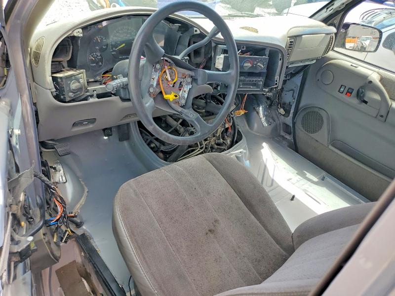 Продаж на аукціоні авто 2000 Chevrolet Astro, vin: 1GNDM19W2YB134051, номер лоту: 52006376