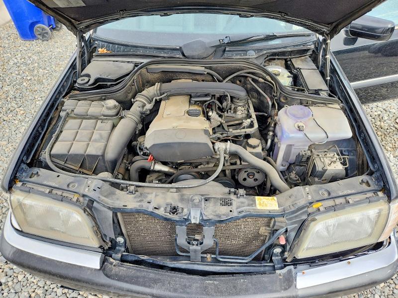 1998 Mercedes-benz C მანქანა იყიდება აუქციონზე, vin: WDBHA23G8WA587294, აუქციონის ნომერი: 49482096