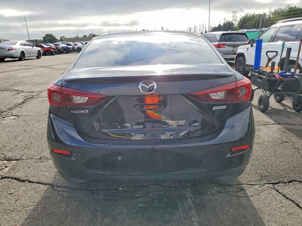 51005386 :رقم المزاد ، 3MZBM1V73FM221068 vin ، 2015 Mazda 3 مزاد بيع