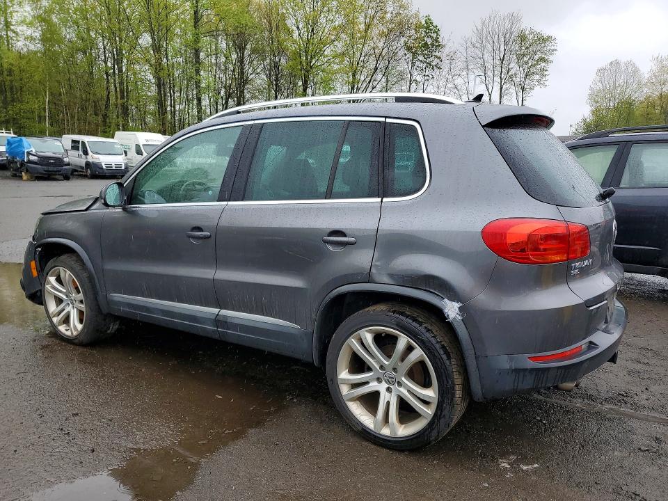 51313506 :رقم المزاد ، WVGBV7AX5GW572585 vin ، 2016 Volkswagen Tiguan مزاد بيع