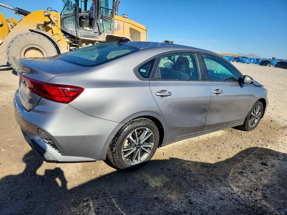 51777616 :رقم المزاد ، 3KPF24AD1RE789163 vin ، 2024 Kia Forte مزاد بيع