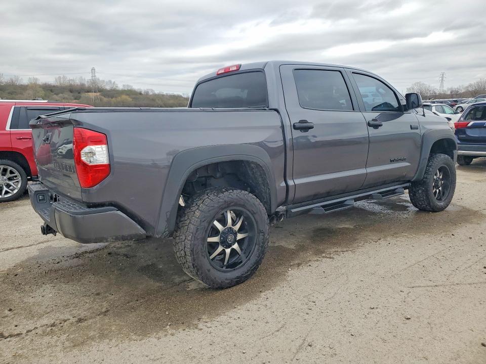 49564336 :رقم المزاد ، 5TFDY5F19KX804993 vin ، 2019 Toyota Tundra مزاد بيع