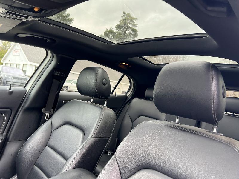 Продажа на аукционе авто 2019 Mercedes-benz Gla, vin: WDCTG4GB0KU004823, номер лота: 51176436