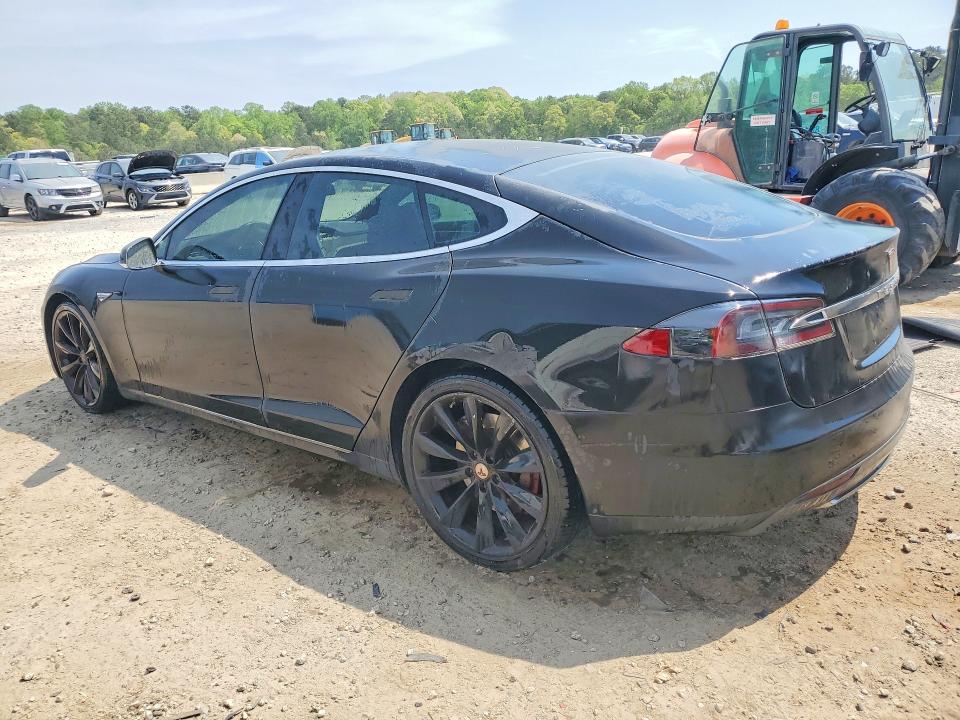 Продажа на аукционе авто 2016 Tesla Model S, vin: 5YJSA1E41GF134177, номер лота: 49000446