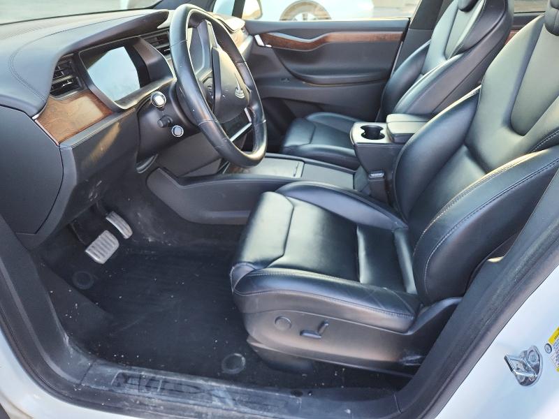 48919066 :رقم المزاد ، 5YJXCBE20KF184940 vin ، 2019 Tesla Model X مزاد بيع