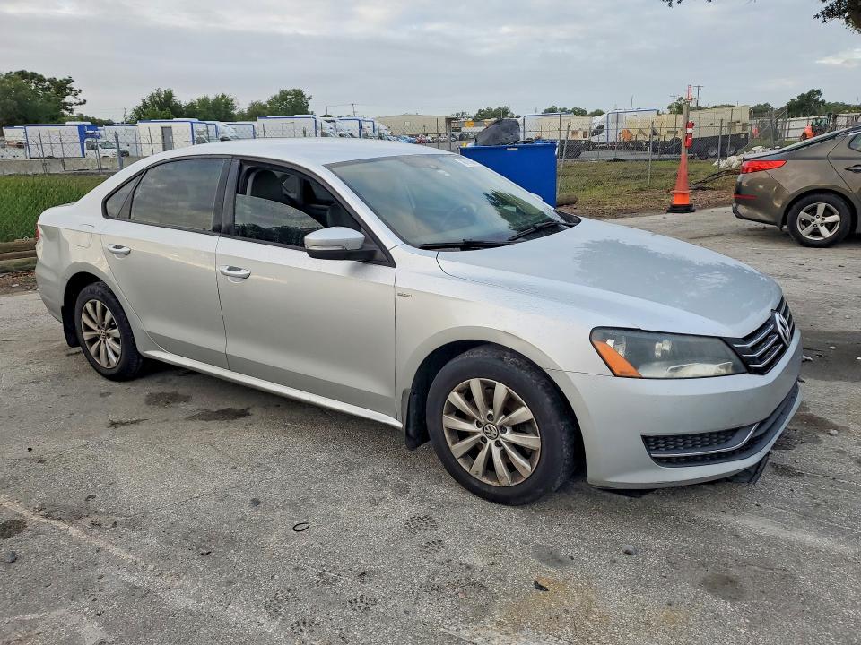 Продаж на аукціоні авто 2013 Volkswagen Passat, vin: 1VWAH7A33DC140107, номер лоту: 48787026
