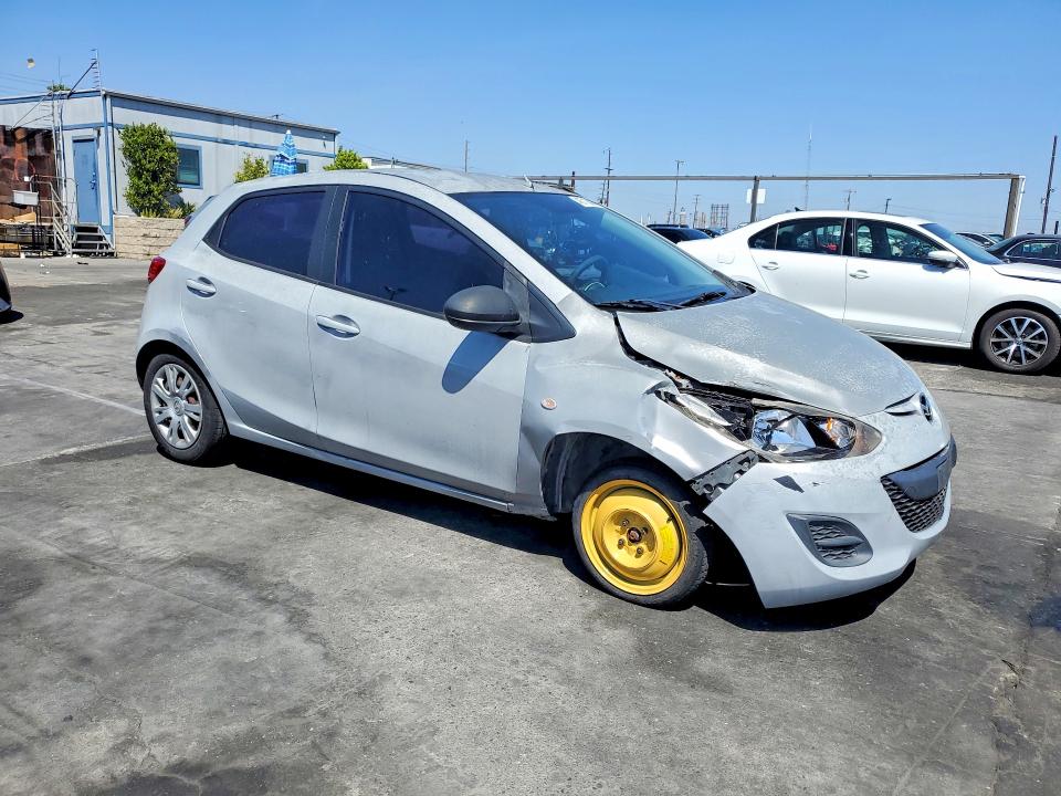 48713886 :رقم المزاد ، JM1DE1KZ4E0177226 vin ، 2014 Mazda Mazda2 مزاد بيع