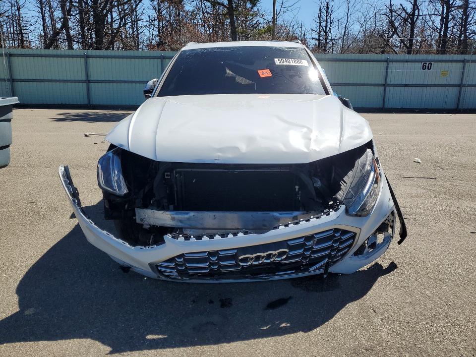 Продаж на аукціоні авто 2022 Audi Sq5, vin: WA1B4AFY9N2024075, номер лоту: 50401886