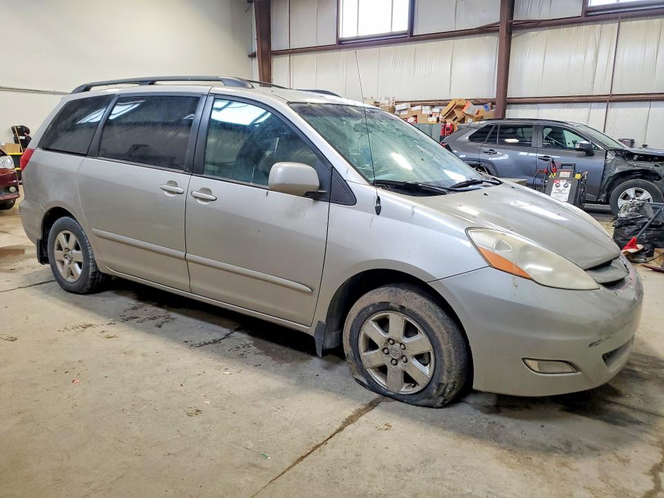 Продажа на аукционе авто 2007 Toyota Sienna, vin: 5TDZK23C37S061191, номер лота: 49892336