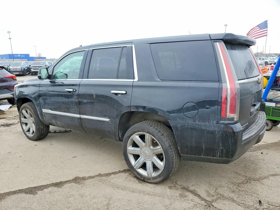 47901166 :رقم المزاد ، 1GYS4BKJ3JR164350 vin ، 2018 Cadillac Escalade مزاد بيع