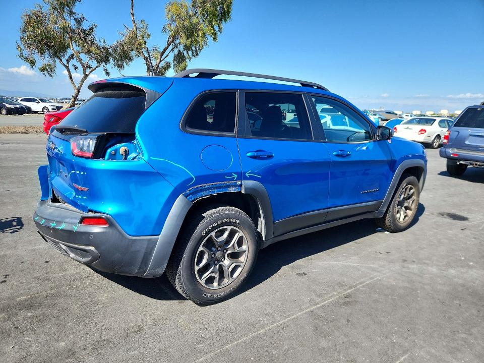 Продажа на аукционе авто 2021 Jeep Cherokee, vin: 1C4PJMBX4MD209964, номер лота: 51780816