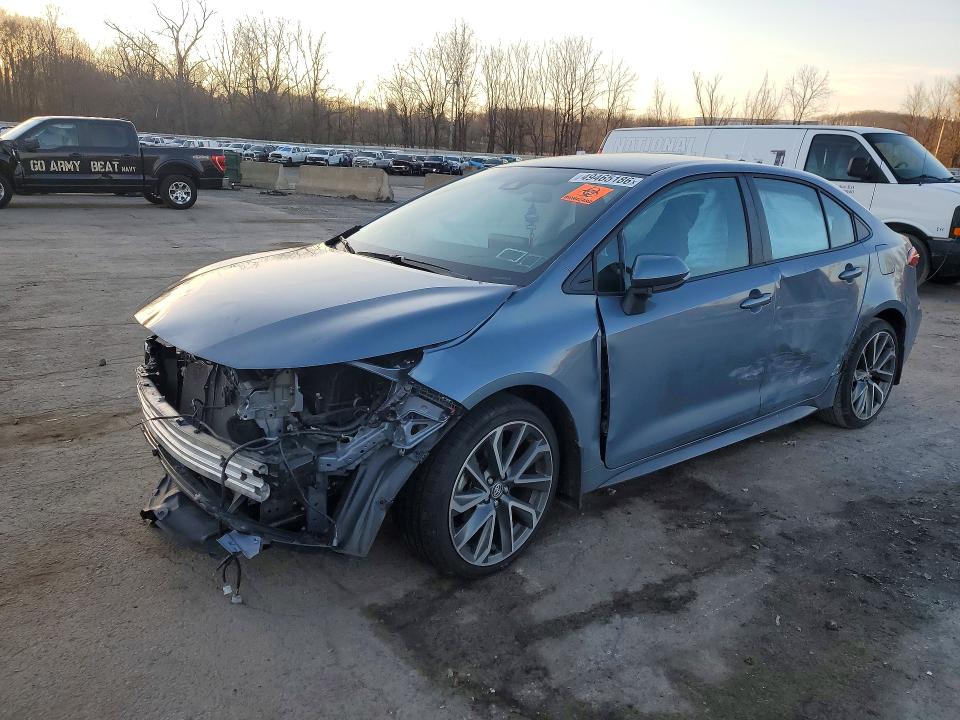 49465186 :رقم المزاد ، 5YFS4MCE0NP113861 vin ، 2022 Toyota Corolla مزاد بيع