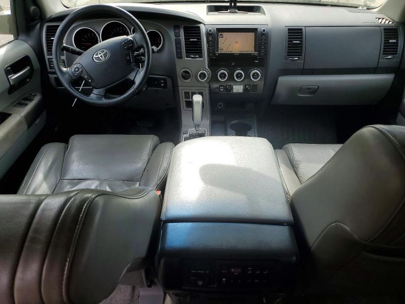 49830956 :رقم المزاد ، 5TDJY5G18AS037420 vin ، 2010 Toyota Sequoia مزاد بيع