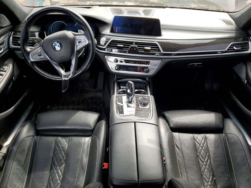 50691546 :رقم المزاد ، WBA7F2C5XJB238327 vin ، 2018 Bmw 750 مزاد بيع