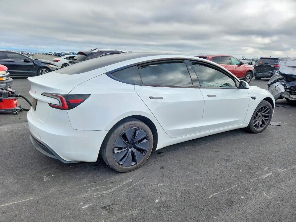 49100716 :رقم المزاد ، 5YJ3E1EA3RF860673 vin ، 2018 Tesla Model 3 مزاد بيع