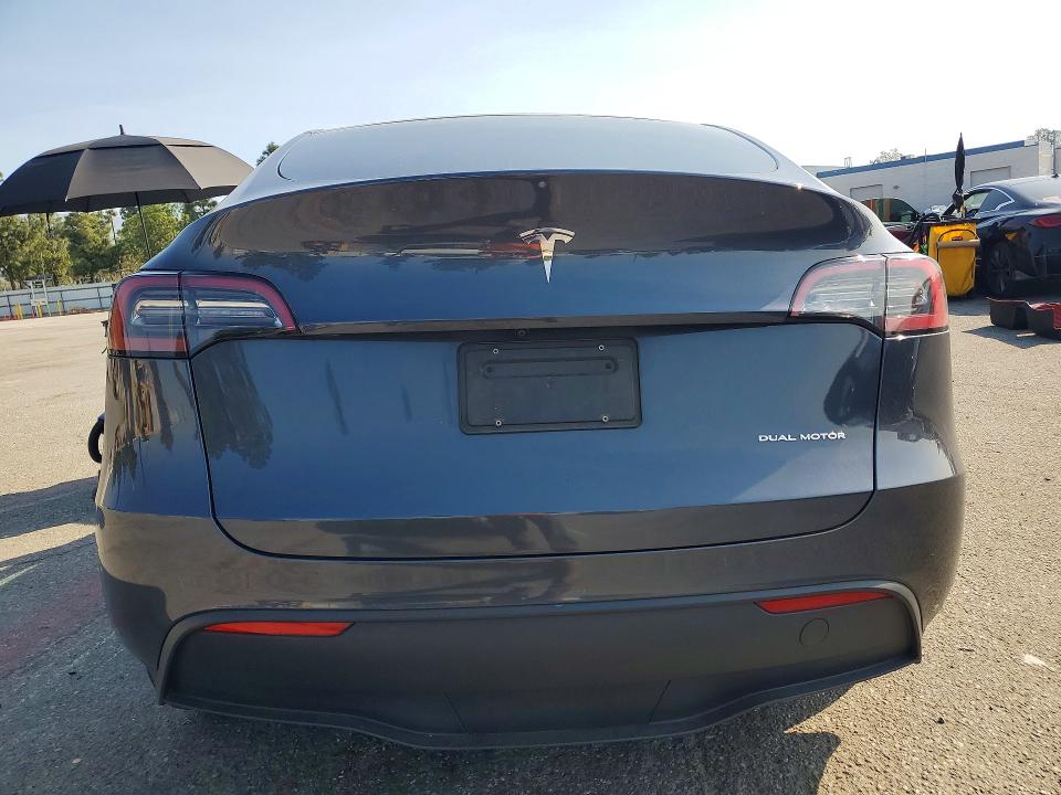 48931856 :رقم المزاد ، 7SAYGDEE7PA060301 vin ، 2023 Tesla Model Y مزاد بيع