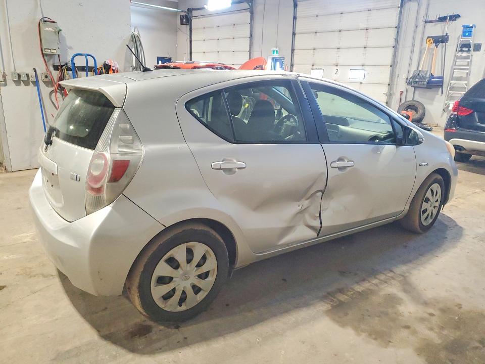 Продаж на аукціоні авто 2012 Toyota Prius C, vin: JTDKDTB36C1000928, номер лоту: 49106026