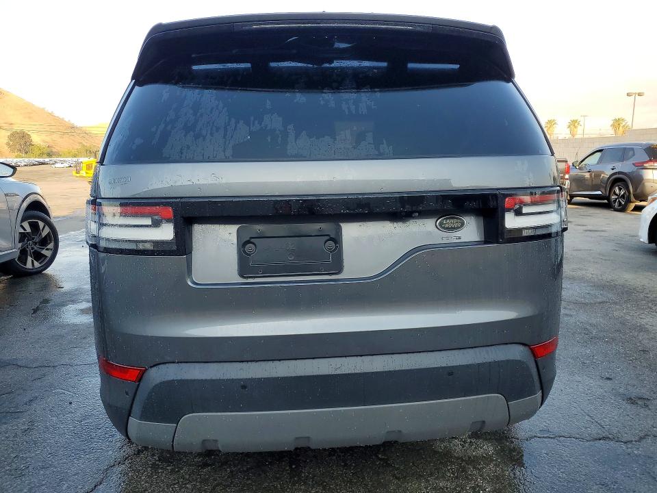 Продаж на аукціоні авто 2017 Land Rover Discovery, vin: SALRGBBVXHA047137, номер лоту: 47940806