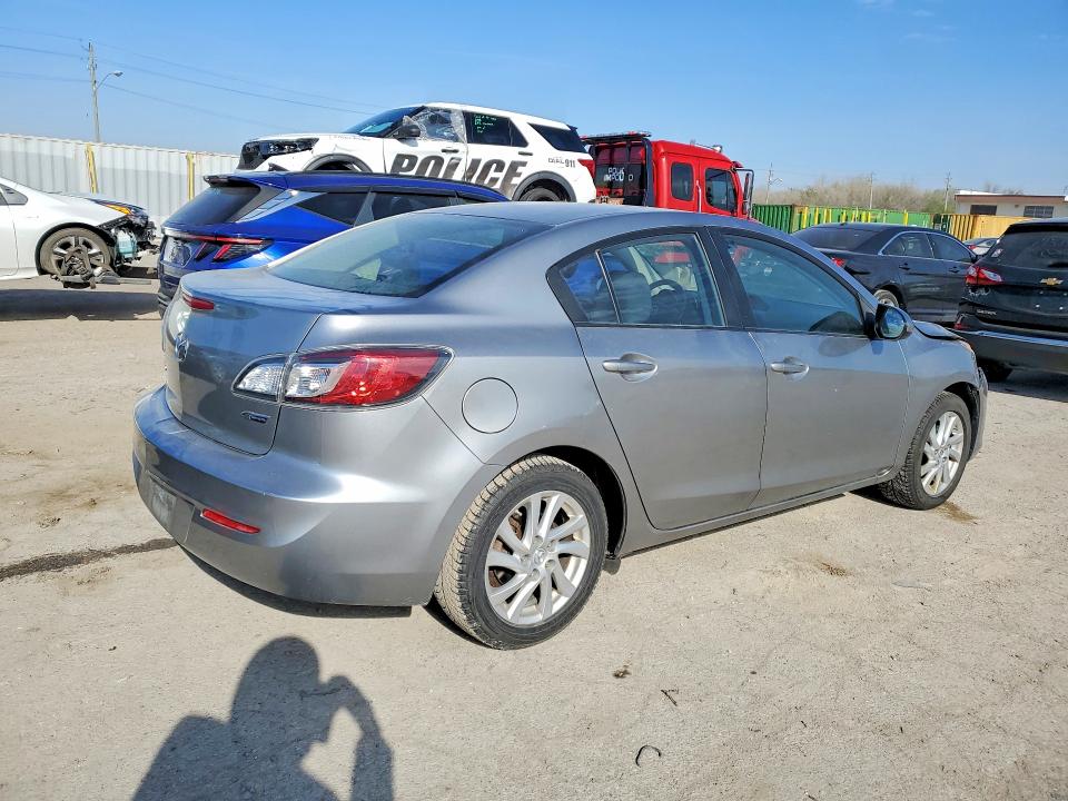 49237956 :رقم المزاد ، JM1BL1V72C1599980 vin ، 2012 Mazda 3 مزاد بيع