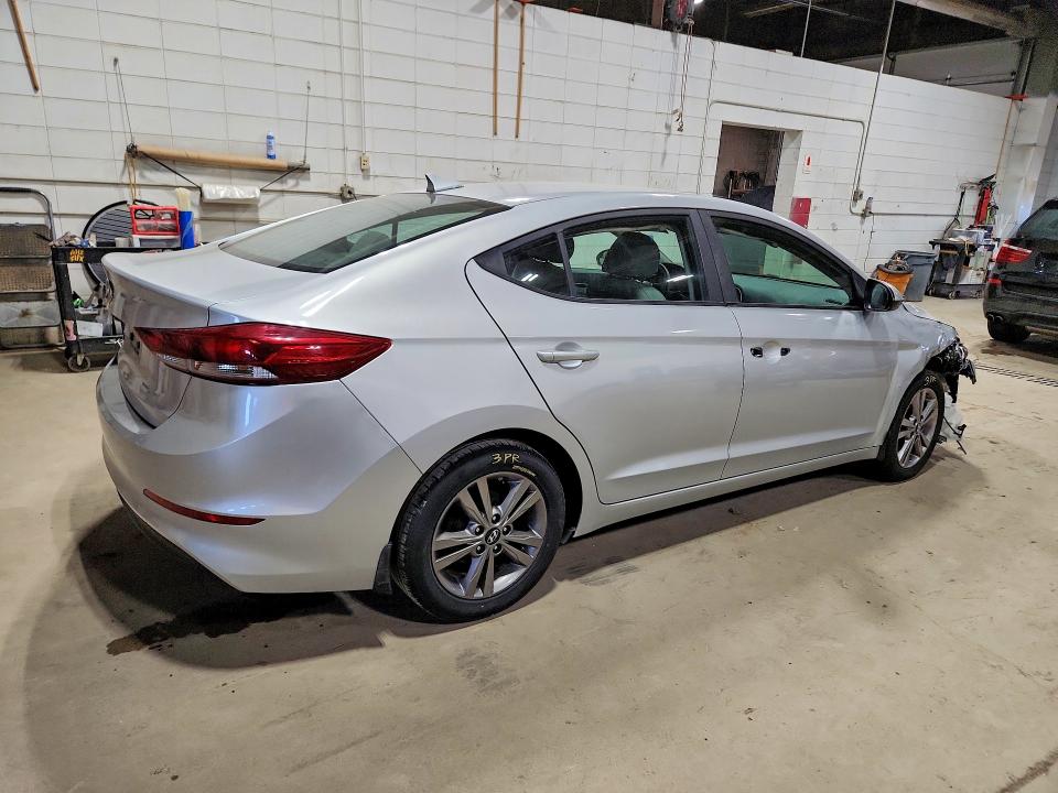 2017 Hyundai Elantra მანქანა იყიდება აუქციონზე, vin: KMHD84LFXHU427056, აუქციონის ნომერი: 49532796