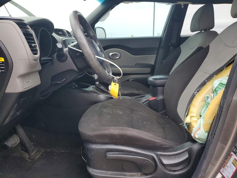 49447266 :رقم المزاد ، KNDJN2A28H7455571 vin ، 2017 Kia Soul مزاد بيع