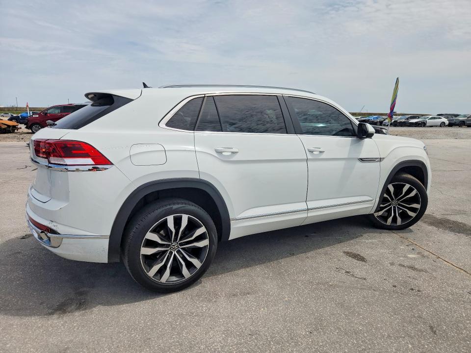 50525496 :رقم المزاد ، 1V2SE2CAXLC227675 vin ، 2020 Volkswagen Atlas Cross Sport مزاد بيع