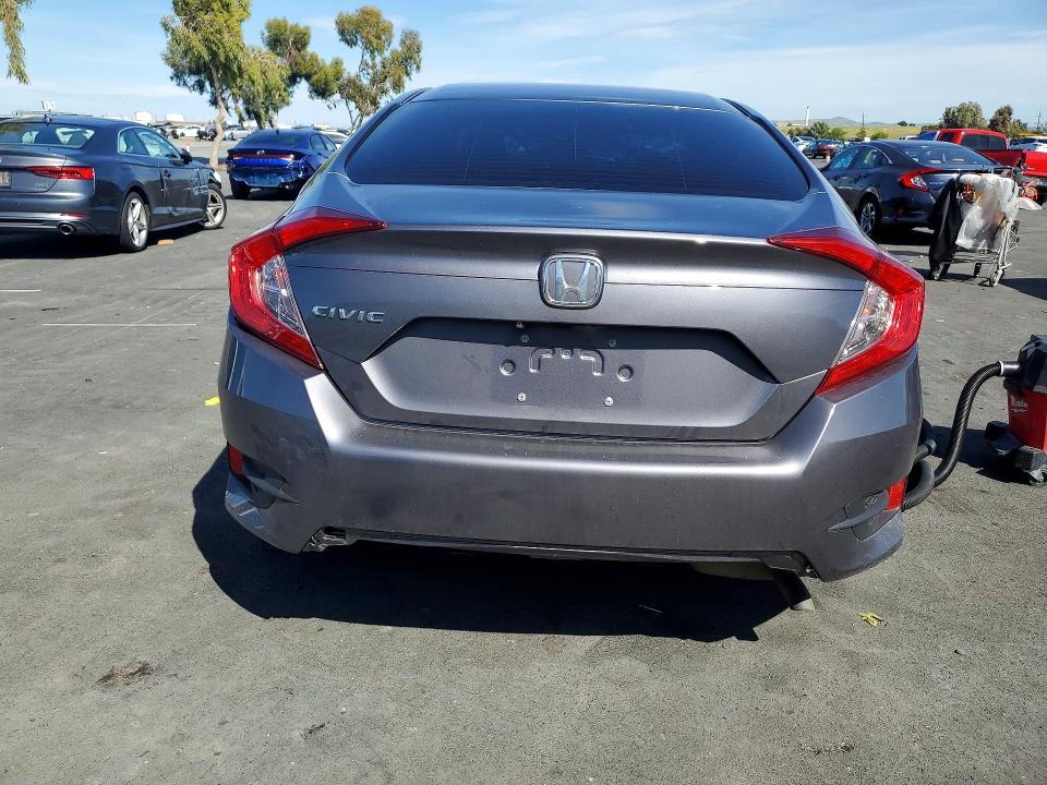 50150726 :رقم المزاد ، 19XFC2F65KE207101 vin ، 2019 Honda Civic مزاد بيع