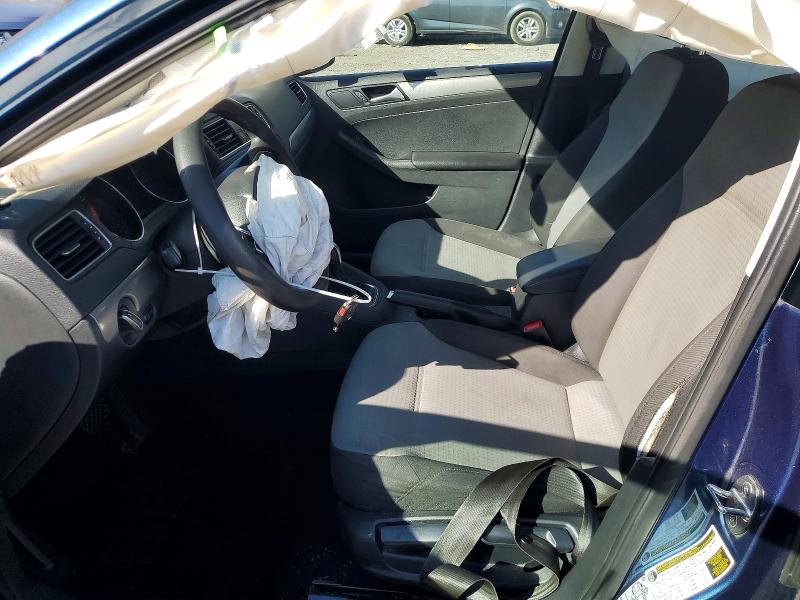 48765996 :رقم المزاد ، 3VW2B7AJ4JM247178 vin ، 2018 Volkswagen Jetta مزاد بيع