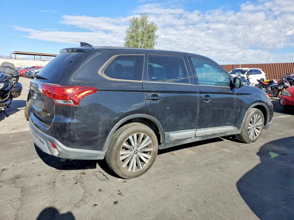 Продаж на аукціоні авто 2020 Mitsubishi Outlander, vin: JA4AD3A39LZ017523, номер лоту: 49663466