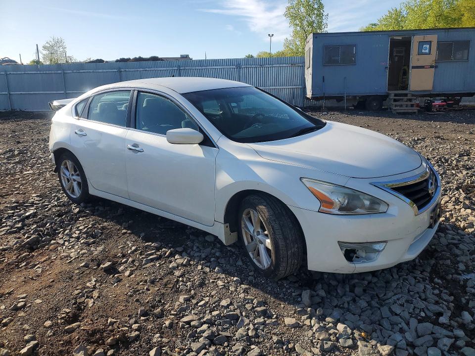 2014 Nissan Altima მანქანა იყიდება აუქციონზე, vin: 1N4AL3AP5EC133745, აუქციონის ნომერი: 51636956