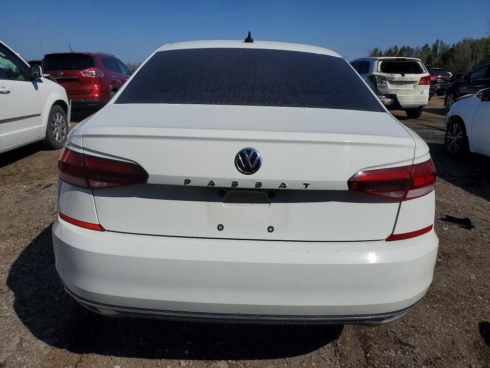Продажа на аукционе авто 2021 Volkswagen Passat, vin: 1VWBA7A37MC011781, номер лота: 50901956