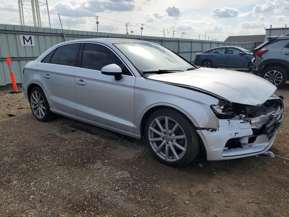 Продажа на аукционе авто 2015 Audi A3, vin: WAUACGFF2F1008147, номер лота: 50947836