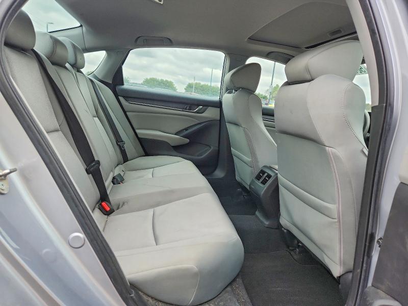 Продаж на аукціоні авто 2018 Honda Accord, vin: 1HGCV1F44JA263930, номер лоту: 50224856