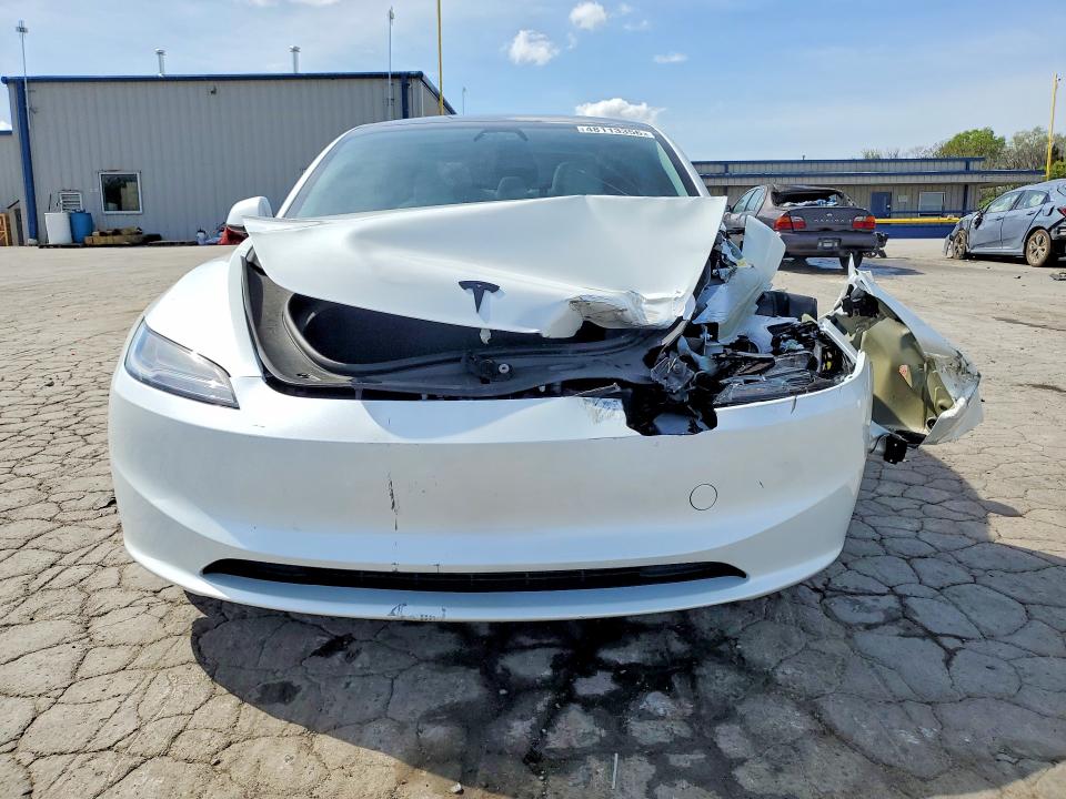 Продаж на аукціоні авто 2025 Tesla Model 3, vin: 5YJ3E1EA8SF064622, номер лоту: 48113356