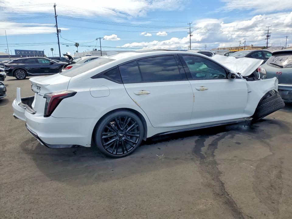 49572416 :رقم المزاد ، 1G6DP5RK2N0117460 vin ، 2022 Cadillac Ct5 مزاد بيع